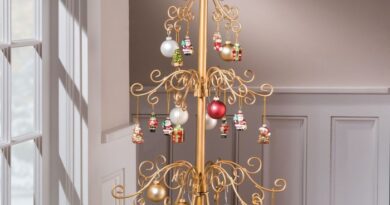 Christmas card tree decoration