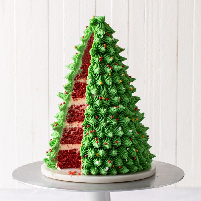 Cake decoration christmas tree