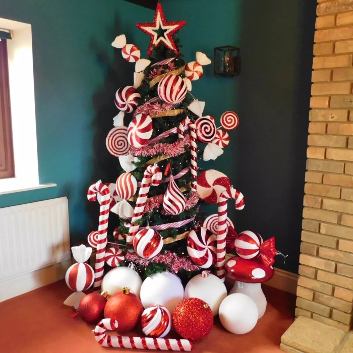 Candy cane christmas tree decoration