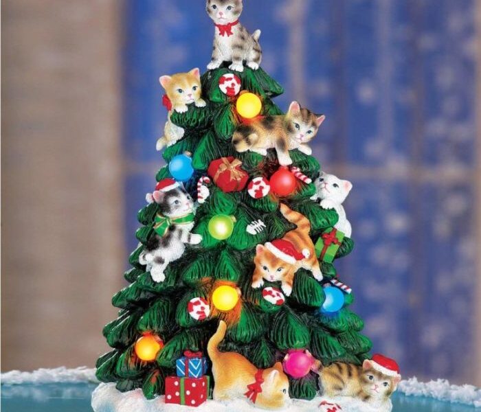 Cat christmas tree decoration