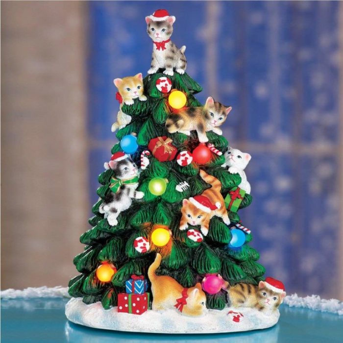 Cat christmas tree decoration