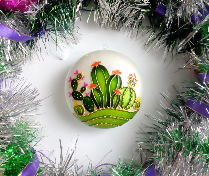 Cactus christmas tree decoration