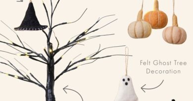 Black tree halloween decoration